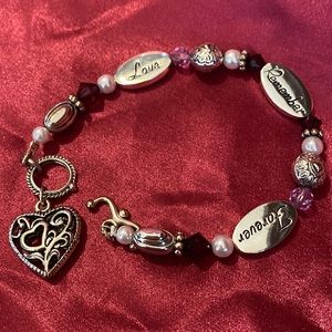 LOVE REMEMBER FOREVER PUFF HEART SILVER TONE PINK RED SILVER WHITE BRACELET